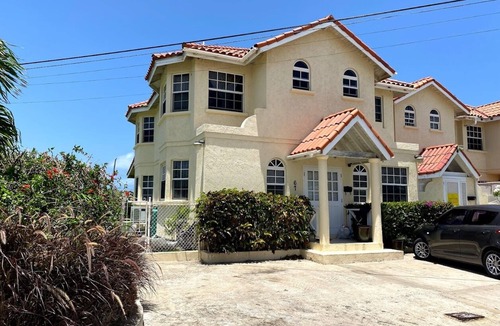 Callendar Condo | Ocean View property in Atlantic Shores on the South Side of the Island.