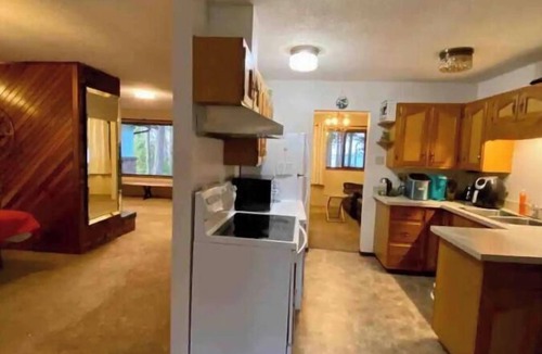 Crofton House | Ocean View Rancher in acre, minimum 3 months .