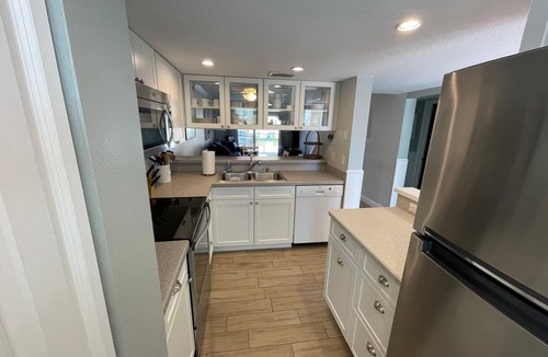 Point East Condo | Ocean View Second Floor 2/2