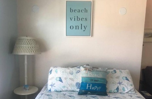 Capitola Apartment | Ocean view studio in Capitola Village - Location!