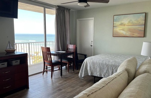 Bostwick Park Apartment | OCEAN VIEW Studio@Daytona Zzz 4