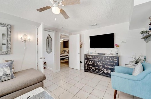 Ilexhurst Apartment | Ocean View Suite