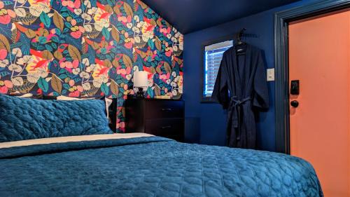 Hampton Bays Hotel | Ocean View Terrace