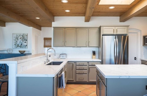 El Porto House | Ocean View Townhome | Major international sporting event Stay