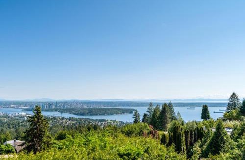 West Vancouver Villa | Ocean View Villa Indoor Pool Theater 5BR
