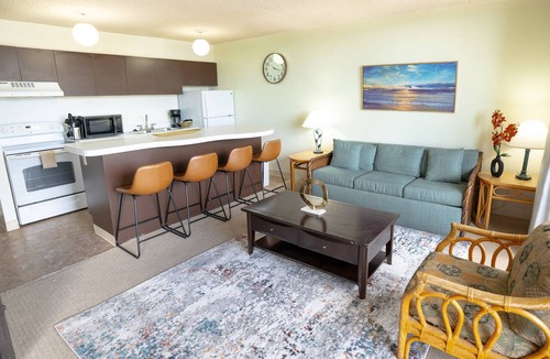 Waikiki Apartment | Ocean-View Waikiki Condo – 26th Floor, 2 Queens, Free Parking