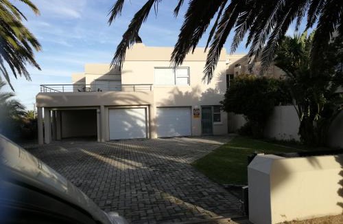 Onrus House | Ocean View
