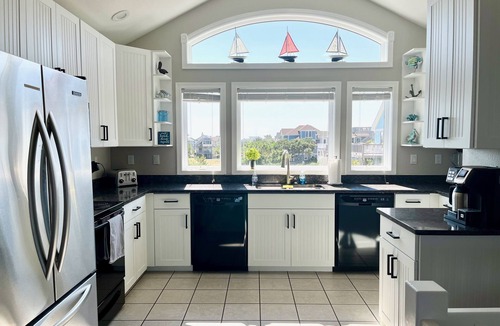 Ocean Sands House | Ocean Views Beach House - 165 Yards to Sand! 6BR, Sleeps 14 - Shades of Summer