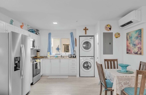 Marathon Condo | Ocean Views Heated Pool King Suite Ocean Isle