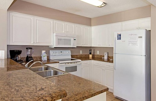 Crescent Beach Condo | Ocean Views and Spring Breeze | CS N703