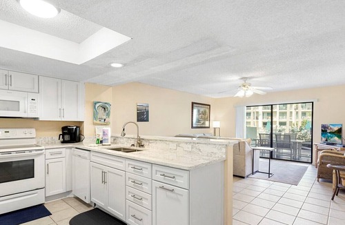 St. Augustine Beach Condo | Ocean Villas 100: 3 bedroom condo with huge patio, 2 pools and beach access