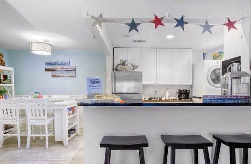 East Beach Condo | Ocean Walk E5 in St Simons Island