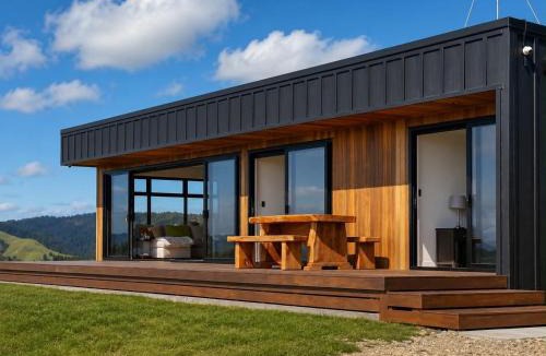 Mahia House | Ocean Waters
