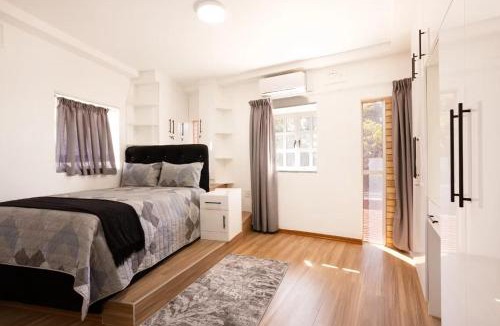 Bluff Apartment | Ocean Whisper Cottage