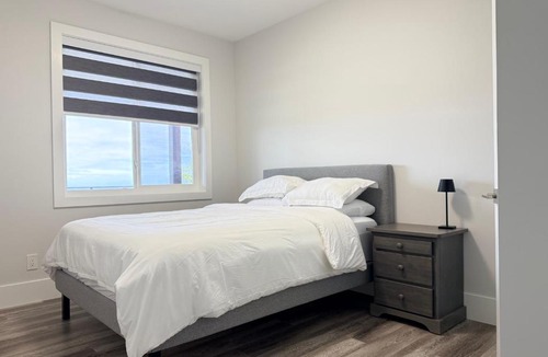 Regional District of Nanaimo House | Ocean Whispers