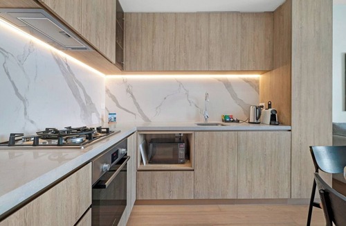 Broadbeach Apartment | OceanandRiver View 2 BDR Apartment next to GC Casino