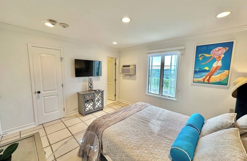 Westhampton Beach Resort | Oceanfront 1-Bedroom Condo in Westhampton Beach