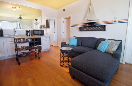 Folly Beach Condo | Oceanfront 1Br/1Ba Condo~2 Delightful