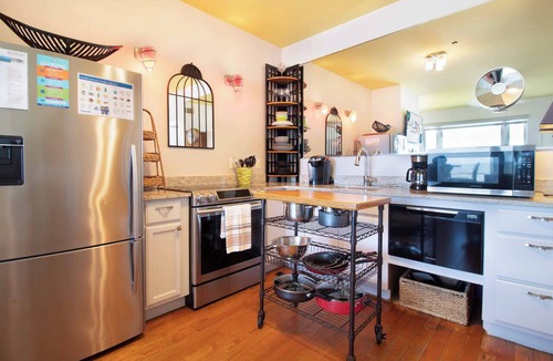 Folly Beach Condo | Oceanfront 1Br/1Ba Condo~2 Delightful