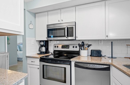 Salter Path Condo | Oceanfront 1st Floor Walk-Out w/Ocean Views, Steps to Beach & Pool - 4BR 3BA