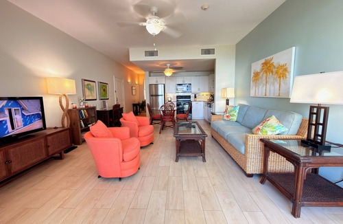 The Bight Condo | Oceanfront 2 b/r - Coral Gardens, Grace Bay Beach!