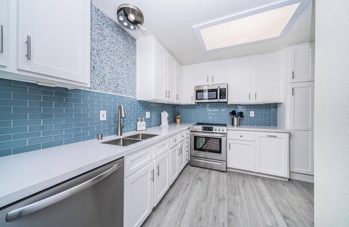 South Mission Beach Condo | Oceanfront * 2 Penthouses * Views Galore * Dogs OK!