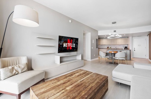 Hollywood South Central Beach Condo | ★ Oceanfront 2BD/2BA Condo at Opulent Resort - 25 min to FIFA!