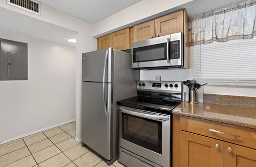 Satellite Beach Condo | Oceanfront 2BR Condo w/Private Balcony at Paradise Beach Club, Unit 341