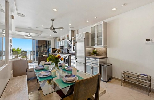 South Mission Beach Condo | Oceanfront 3BR | South Mission Beach 5