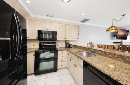 Crescent Beach House | Oceanfront 3BR,Game Room, Crescent Beach Retreat!