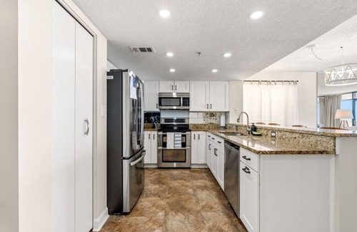 Ocean Drive Condo | Oceanfront 4BR Condo | Stunning Views + Lazy River