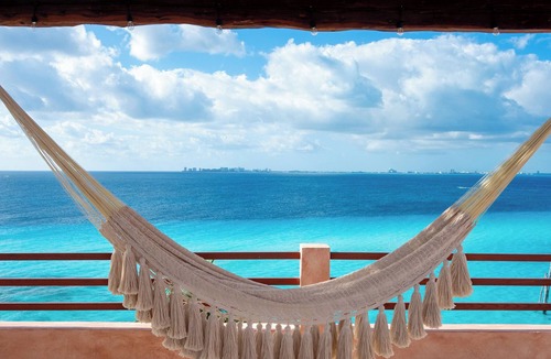 Isla Mujeres Villa | Oceanfront 5BR Villa + Saltwater Pool + Concierge