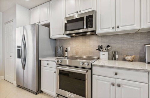 Amelia City Condo | Oceanfront | 6th Floor Ocean Place Villa | Updated and Gorgeously Furnished