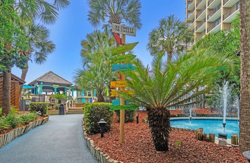 Windy Hill Apartment | Oceanfront Balcony & Resort Pools