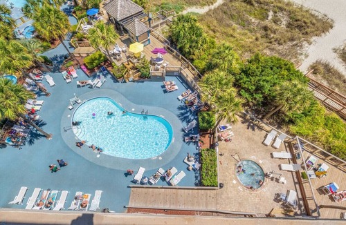 Windy Hill Apartment | Oceanfront Balcony & Resort Pools