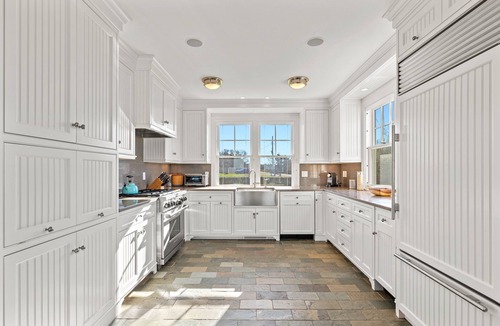 East Dennis House | Oceanfront Bayside home with private beach!