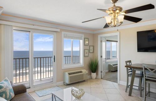 Northeast Virginia Beach House | Oceanfront Beach Condo, Pool, Gym, Fishing Surfing