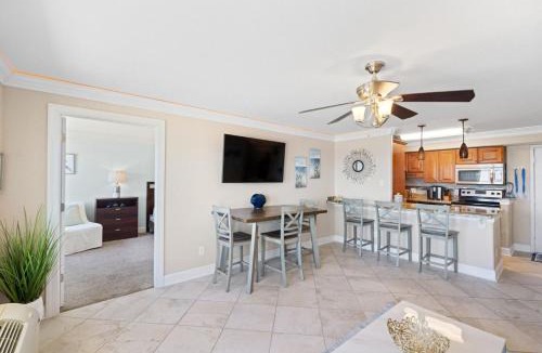 Northeast Virginia Beach House | Oceanfront Beach Condo, Pool, Gym, Fishing Surfing