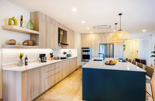 Playa Langosta Apartment | Oceanfront Beach Home with Pool and Hot Tub, Private deck and BBQ - Great for Families! - Walk to Town