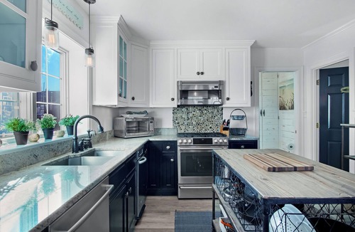 East Sandwich House | *Oceanfront Beach Home*