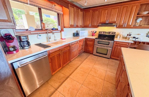 Estate Western Water Island House | Oceanfront Beach house, Pool, Private Path to beach