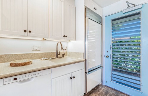 Napili Condo | Oceanfront Beachfront Studio - The Napili Bay 103 -Fall asleep to the waves