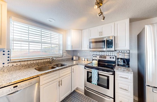 Independence Square Condo | Oceanfront condo with Shared Pool Ocean View High Speed WiFi and Central AC