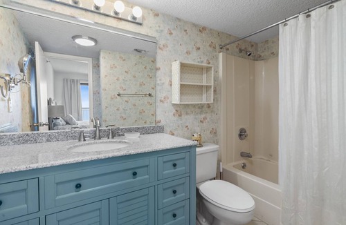 North Myrtle Beach Condo | Oceanfront condo w/4th floor sundeck, pool, kids' pool in North Myrtle Beach