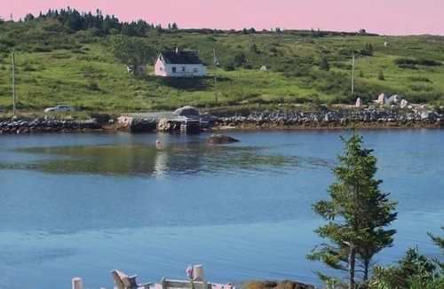 Prospect Bay Ski Chalet | Oceanfront Chalet near Halifax
