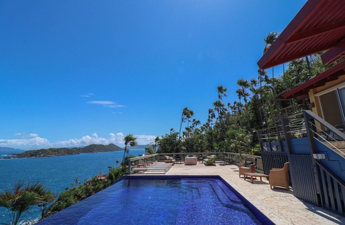 Estate Kings Quarter Villa | Oceanfront Cliffside Villa w/Infinity Pool - 6 bedrooms sleeps up to 15.