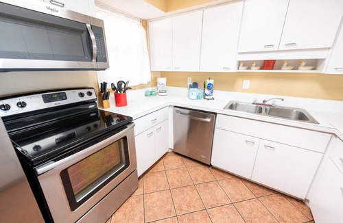 Satellite Beach Condo | Oceanfront Condo w/Balcony & Direct Beach Access, Unit 227