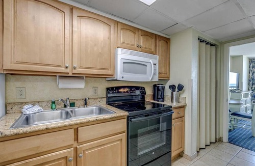 Myrtle Beach House | Oceanfront Condo - 2 Queens - Many Pools