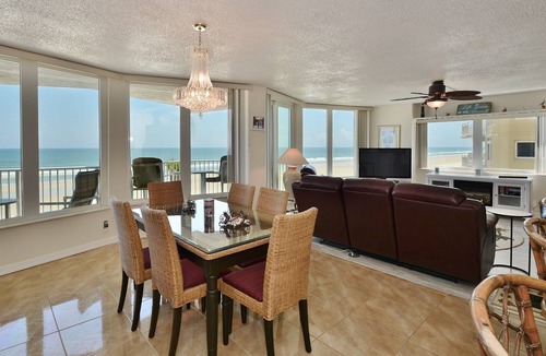 Daytona Beach Shores Condo | Oceanfront Condo-Non-Driving Beach-Pool-Free Wifi/Parking-Bikes-Beach Equipment.