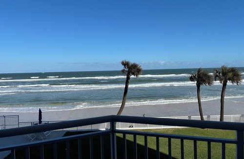 Ocean View Halifax Estates Condo | Oceanfront Condo in Daytona Beach Shores Stunning Views Family-Friendly Sleeps 6